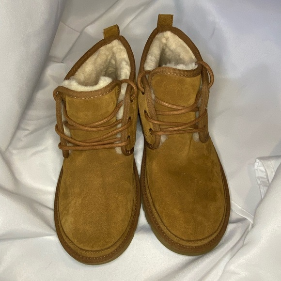 Neumel Uggs (Chestnut) - Picture 3 of 13